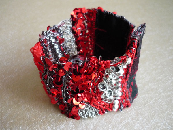 bracelet rouge argent